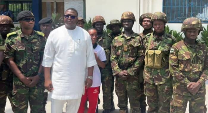 Conflit frontalier : Freetown admet que son drapeau était installé à 1,4 km à l’intérieur du territoire guinéen