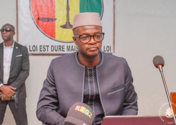 Réseaux sociaux, débats politiques, retards et absentéisme : Ibrahima Sory II Tounkara met en garde les magistrats