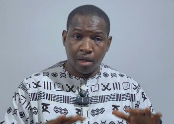 Absence de Doumbouya : Mohamed Cissé relativise la polémique et rappelle les réalités de la gestion de l’État