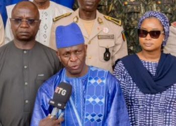 Exploitation minière artisanale : le gouvernement interdit l’usage d’engins lourds