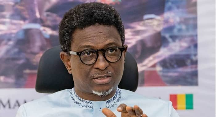 Education : un programme national pour 200 000 tables-bancs dans les écoles en Guinée