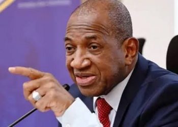 Kabinet Komara : « Une nouvelle hausse de la note souveraine de la Guinée est possible d’ici 12 à 18 mois »