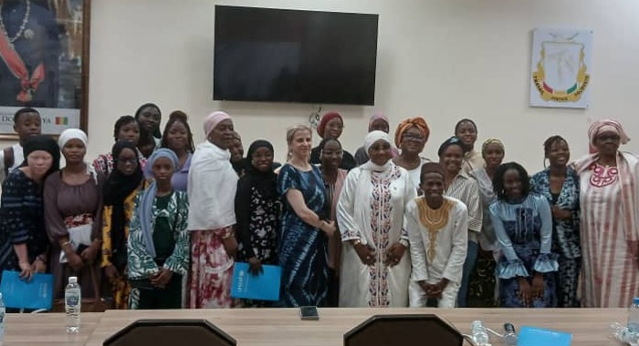 CNT : la Constitution au cœur d’un dialogue entre conseillers et jeunes filles