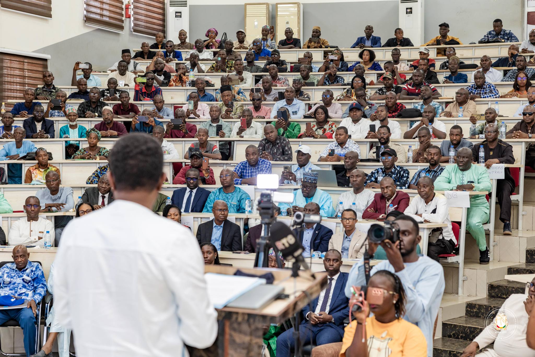Compétences pratiques en STEM : 190 enseignants en formation pour transformer l’école guinéenne